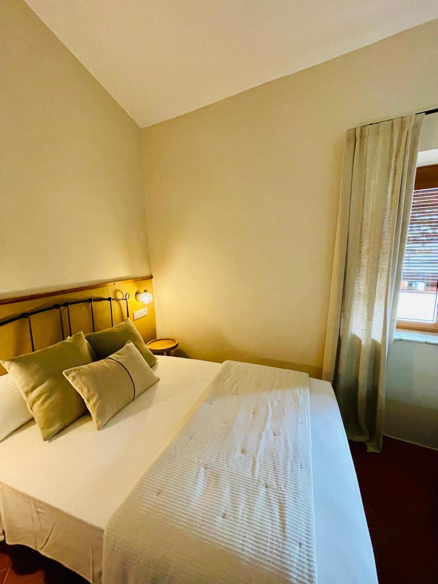 Apartaments Can Gibert 卡斯特罗·德波利亚斯 外观 照片
