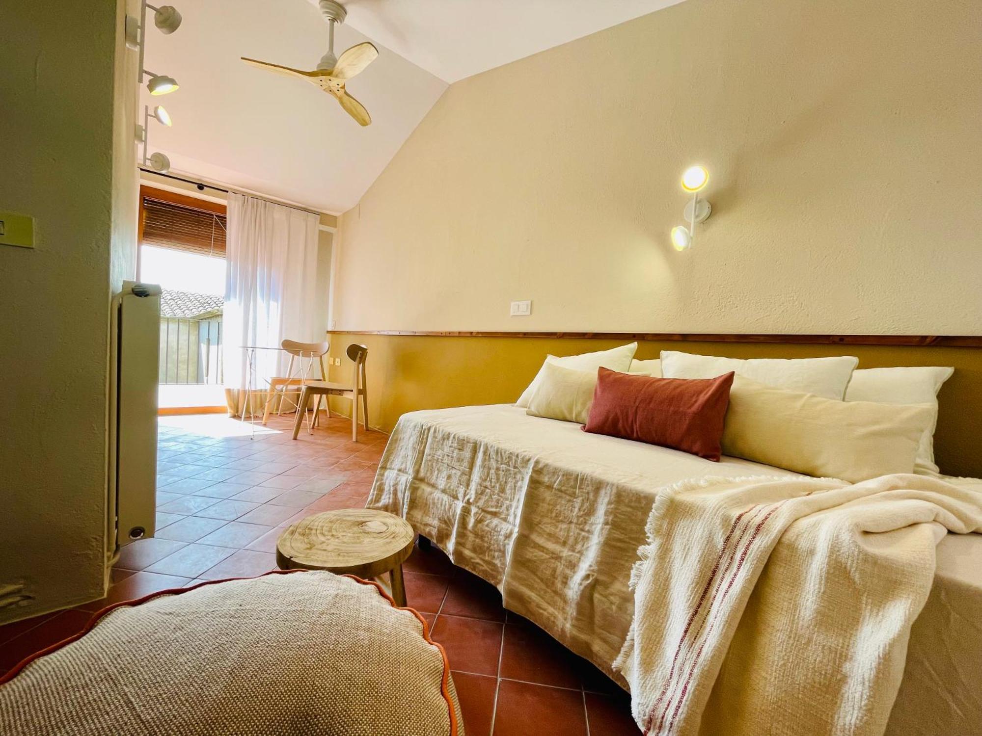 Apartaments Can Gibert 卡斯特罗·德波利亚斯 外观 照片
