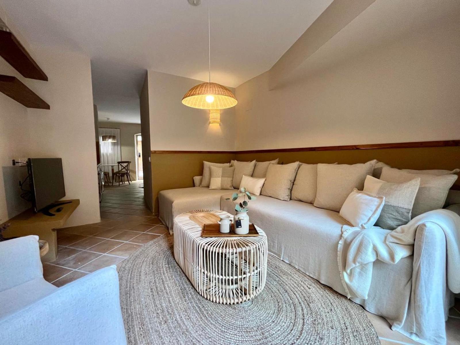 Apartaments Can Gibert 卡斯特罗·德波利亚斯 外观 照片