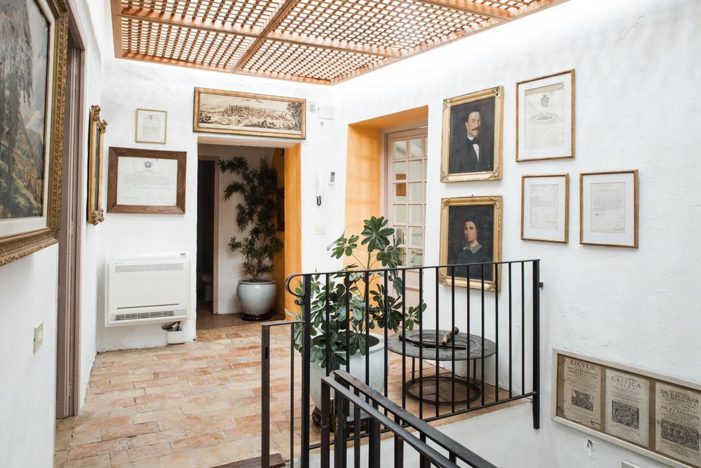 Apartaments Can Gibert 卡斯特罗·德波利亚斯 外观 照片